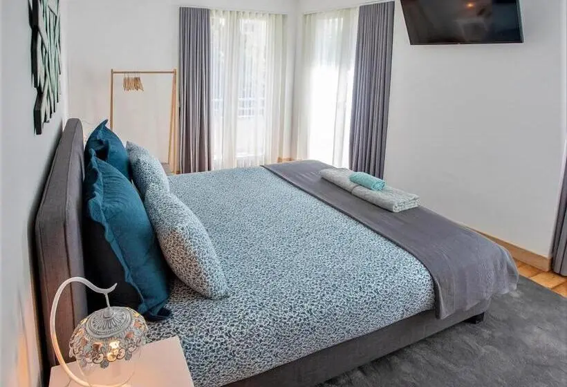 سوئیت با بالکن, Porto Je T Aime   Sweet Rooms
