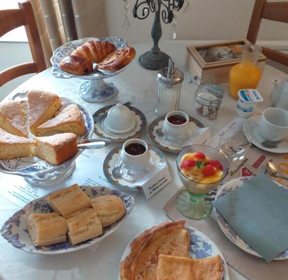 标准间, Montismaurelli