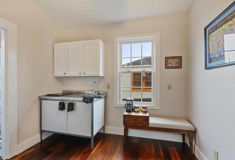 استودیوی استاندارد, Freret Apartments Near Streetcar & Tulane