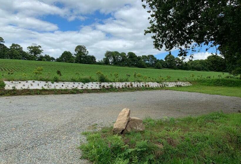 جناح عائلي, Kerrouz