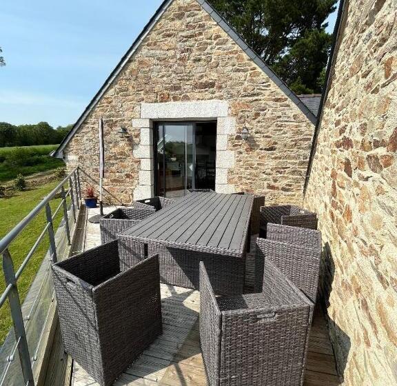 جناح عائلي, Kerrouz