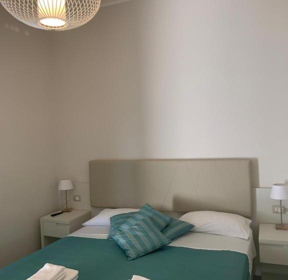 标准间, Villa Donatella