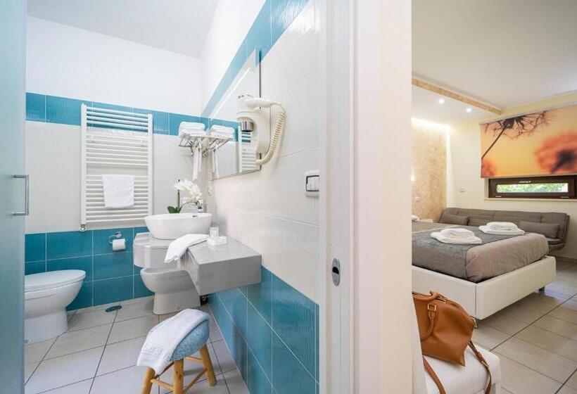 经济房, B&b Golden House & Spa