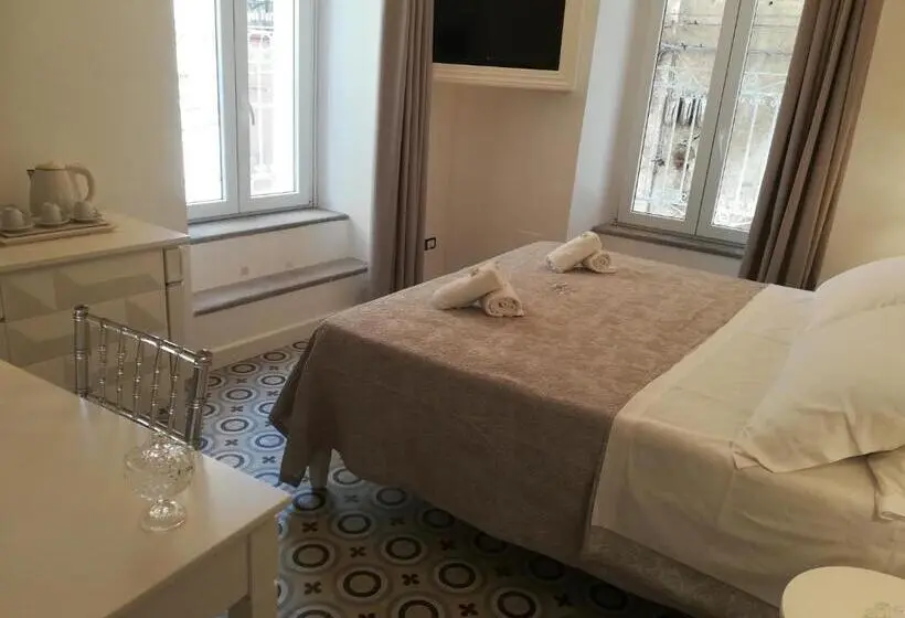 キングサイズベッドのデラックスルーム, Bellavita Accomodation