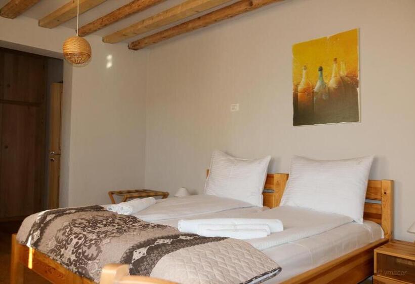 Номер Стандарт, Casa Lenka