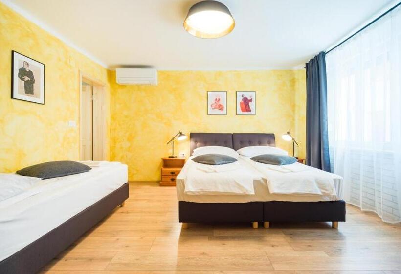 اتاق استاندارد, Kobarid Rooms