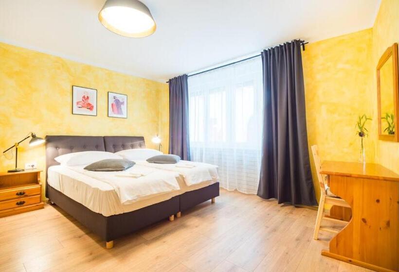 اتاق استاندارد, Kobarid Rooms