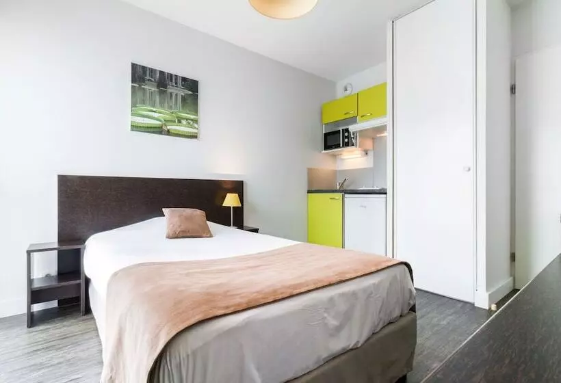 استودیوی استاندارد, All Suites Pau – Zenith