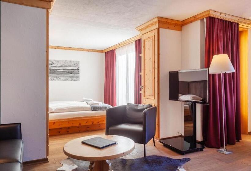 جناح جونيور مزوَّد بشرفة, Boutique Hotel Cervus