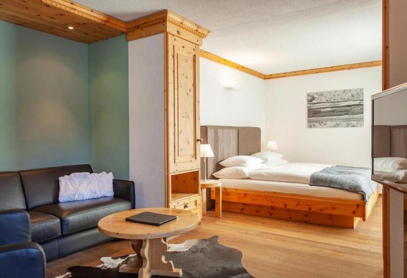 小型套房带阳台, Boutique Hotel Cervus