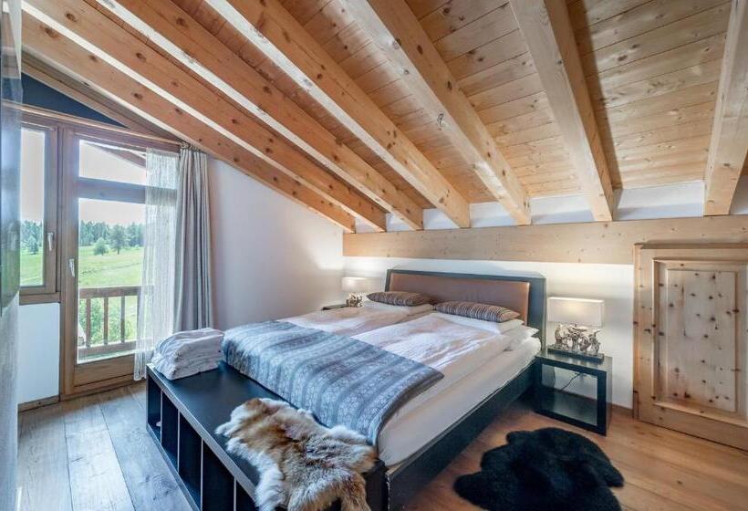 جناح جونيور, Boutique Hotel Cervus