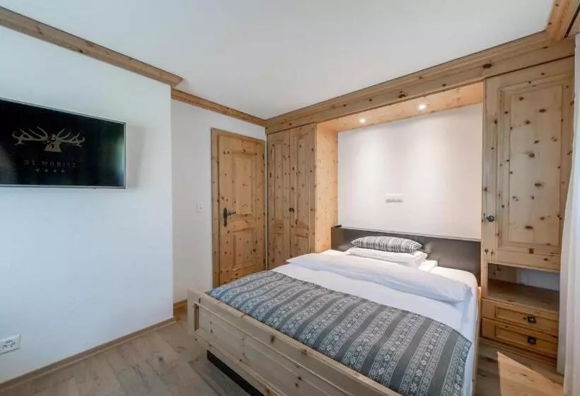 اتاق خانوادگی, Boutique Hotel Cervus
