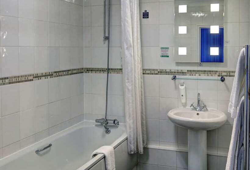 חדר משפחתי, Best Western Thurrock