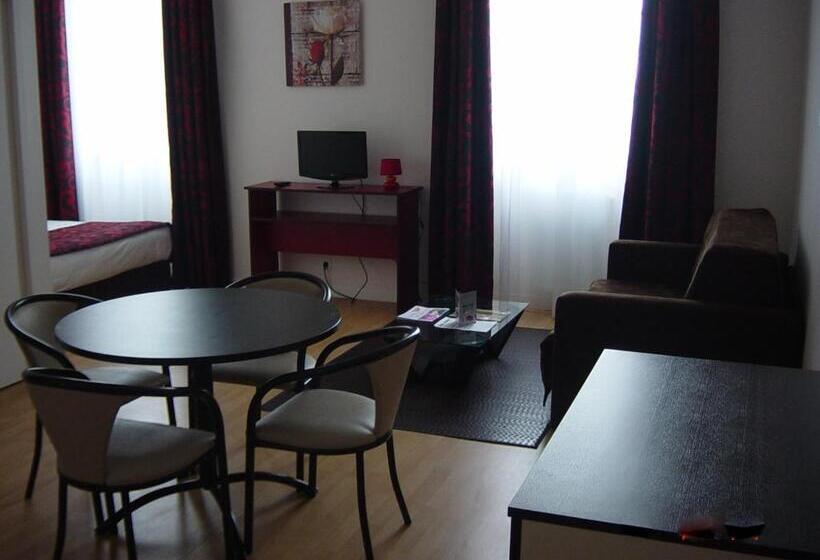 استودیوی استاندارد, Brit Hotel Spa Le Connetable