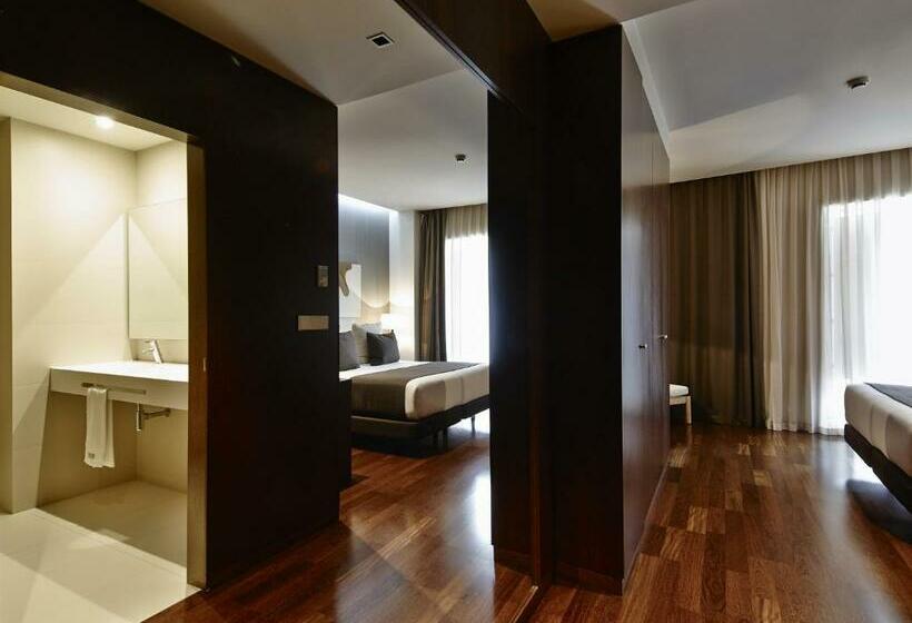 수피리어 룸, Carris Cardenal Quevedo