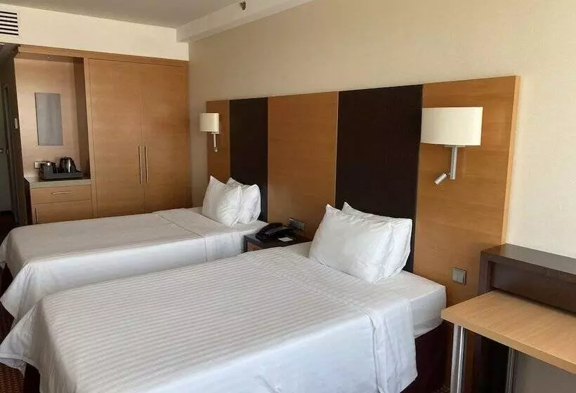 スタンダードルーム, Courtyard By Marriott Moscow Paveletskaya