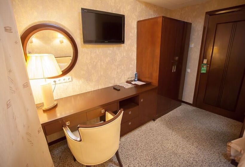 اتاق استاندارد یک نفره, Marton Palace Kaliningrad