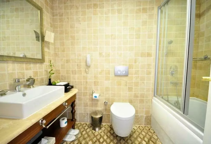 Superior Room with Balcony, Neorion Hotel   Special Class