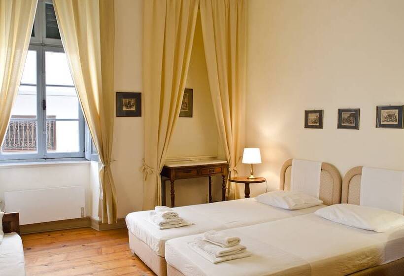 اتاق سوپریور, Omiros