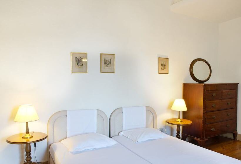 اتاق سوپریور, Omiros