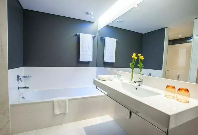 اتاق سوپریور سه تخته, Pestana Cidadela Cascais  Pousada & Art District