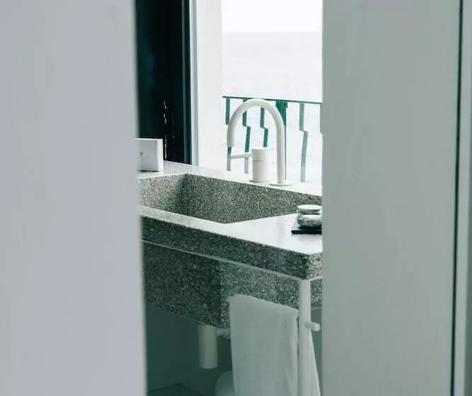 オーシャンビューデラックススイート, Miramare Sea Resort & Spa