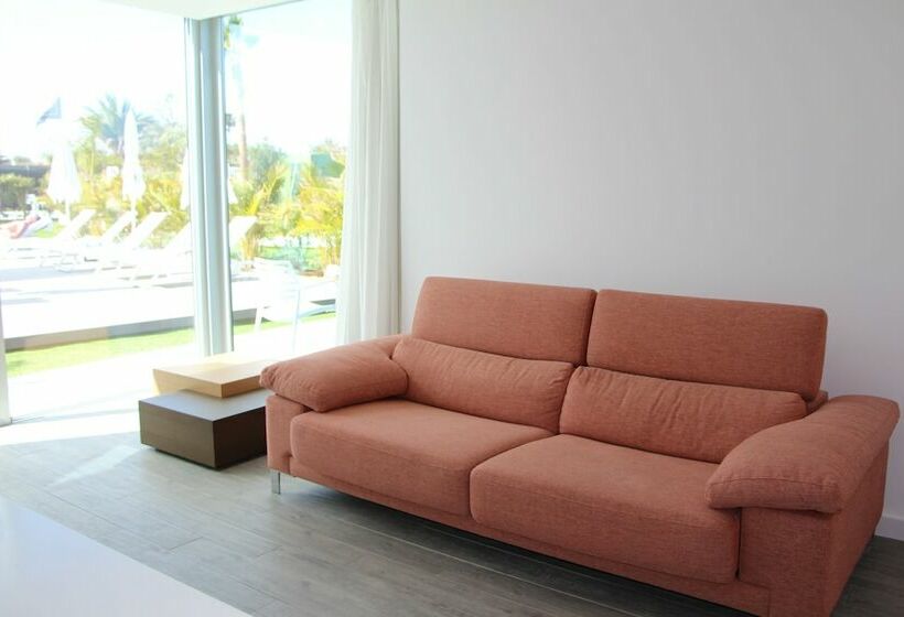 جناح, Seven Hotel & Wellness   Gay Men Only