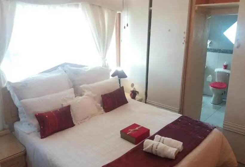 デラックスルーム, Reemaros Guest House