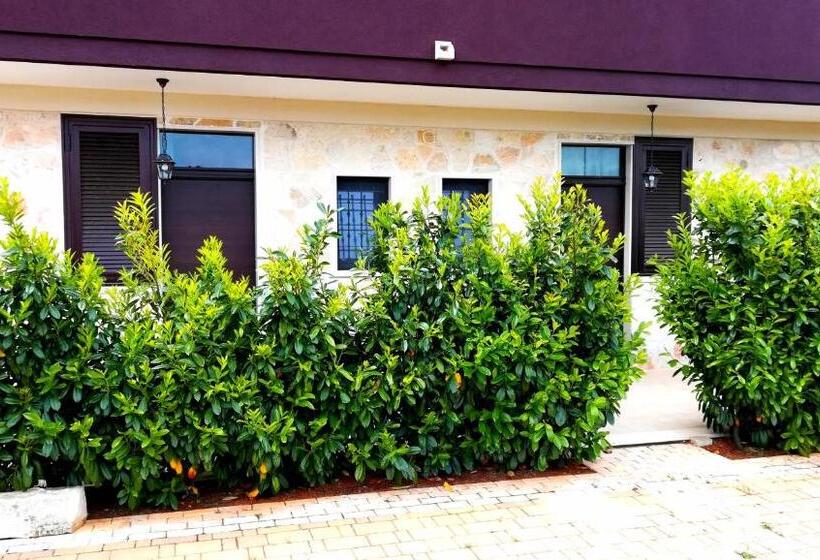 شقة غرفة واحدة, Eremo Del Dottó