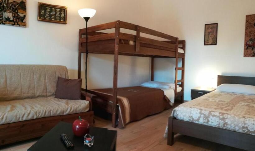 شقة غرفة واحدة, Eremo Del Dottó