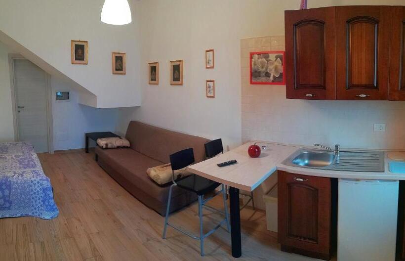 غرفة قياسية, Eremo Del Dottó