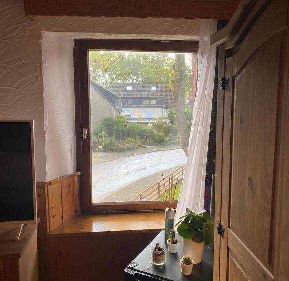 غرفة قياسية, Altes Fährhaus Duisburg