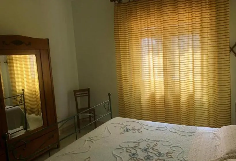 スタンダードルーム, Palazzo Azelio B&b