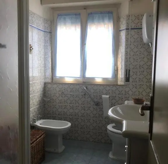 スタンダードルーム, Palazzo Azelio B&b