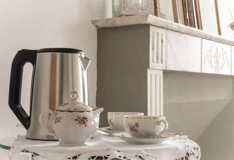 スタンダードルーム, A Casa Di Irma E Nilo
