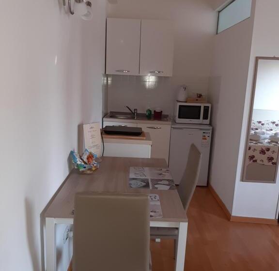 标准工作室, Da Enzo