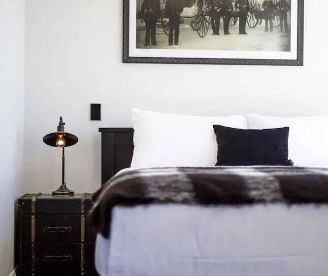 スタンダードスタジオ, Hokitika Fire Station Boutique Accommodation