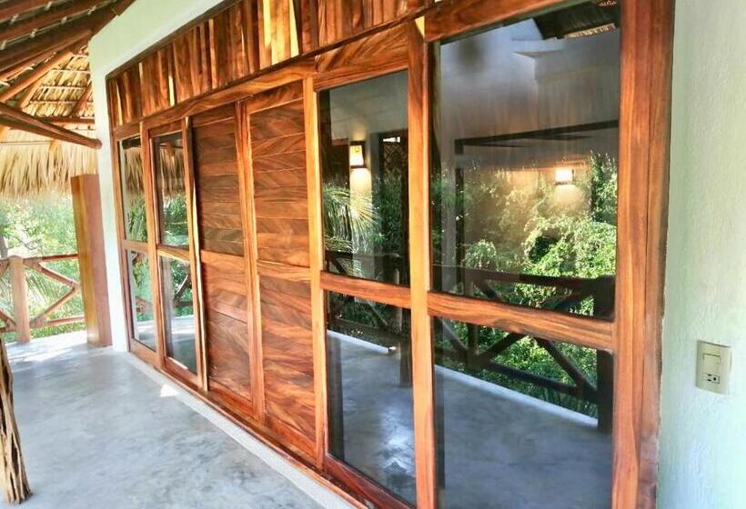 带露台的套间, Gallo De Mar