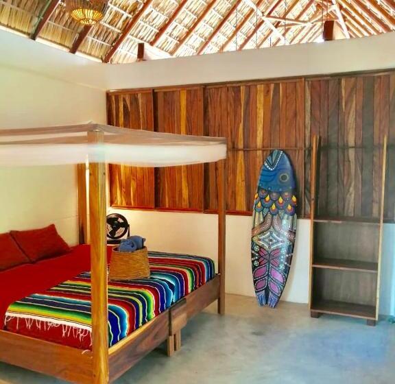 带露台的套间, Gallo De Mar