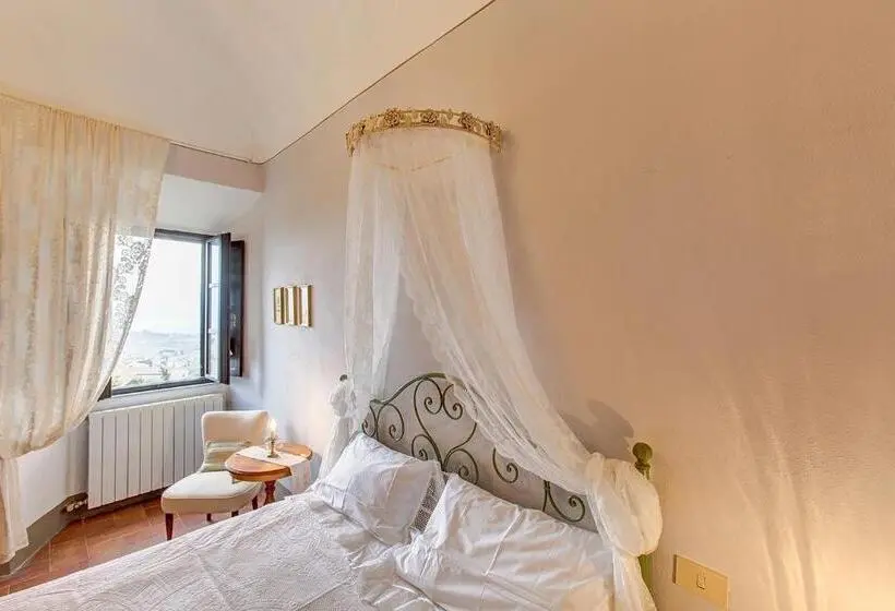 Pokój Standard, La Rocca