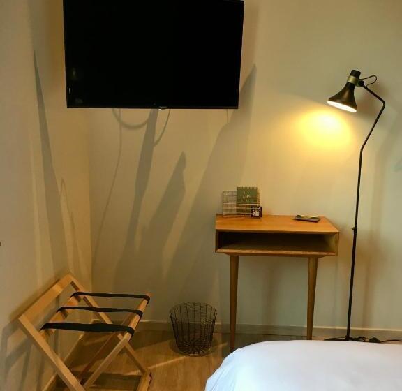 غرفة قياسية فردية, Urban Nest