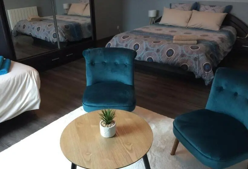 スタンダード４人部屋, Chambre Familiale Proche Mont St Michel