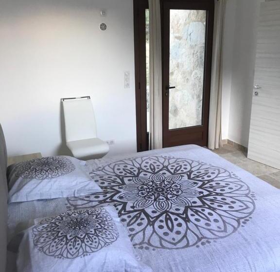 Номер Стандарт Вид на Горы, Chambres Dhotes Corse