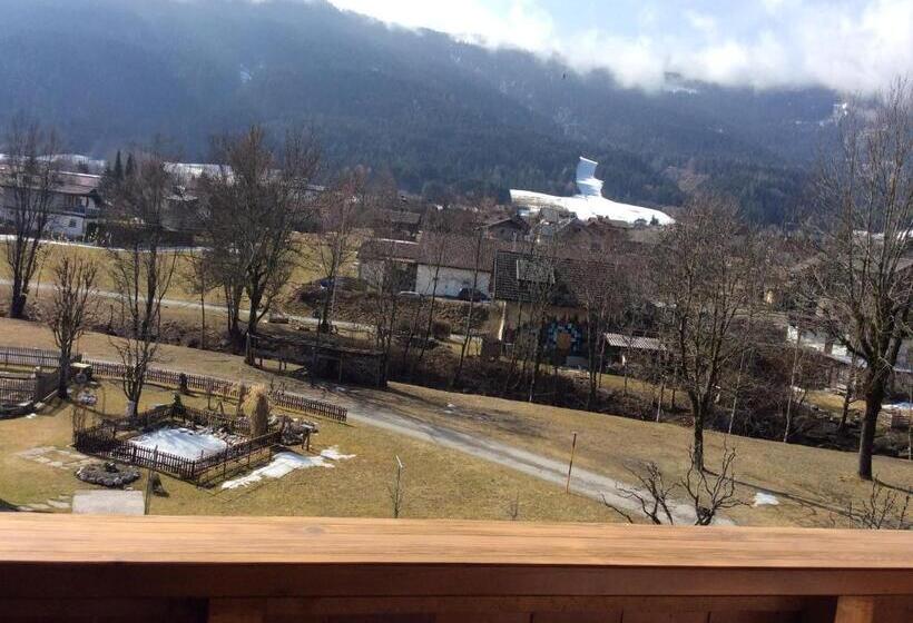 Номер Стандарт с Балконом, Gästehaus Wastian