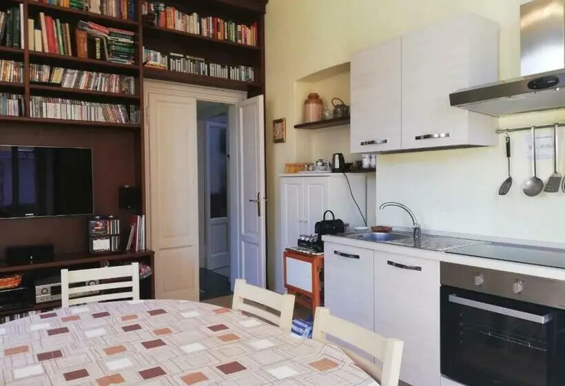 اتاق استاندارد با چشم‌انداز باغ, Villa Scalabrini
