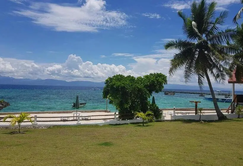 オーシャンビューデラックスルームバルコニー付き, Tauig Beach Resort