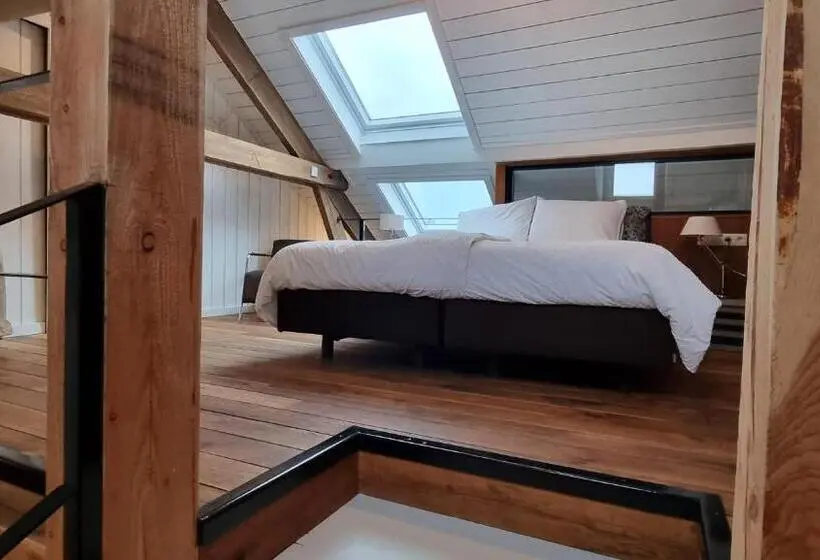 Deluxe-sviitti, Een Vleugje Wellness In De Voerstreek   Bed & Brocante Onder De Poort