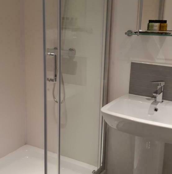 标准间, The Masons Arms