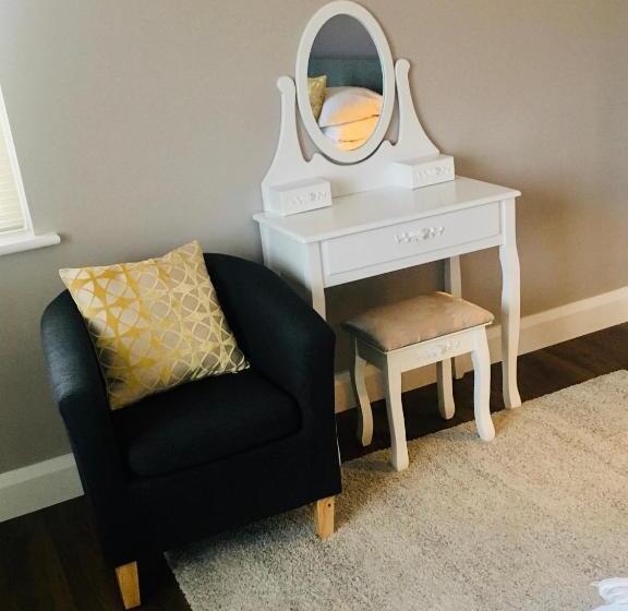 غرفة قياسية سرير كينج, Doolin Village Accomodation