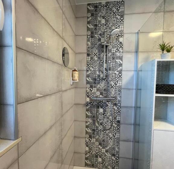 스탠다드 발코니 룸, Penthouse Lebierre